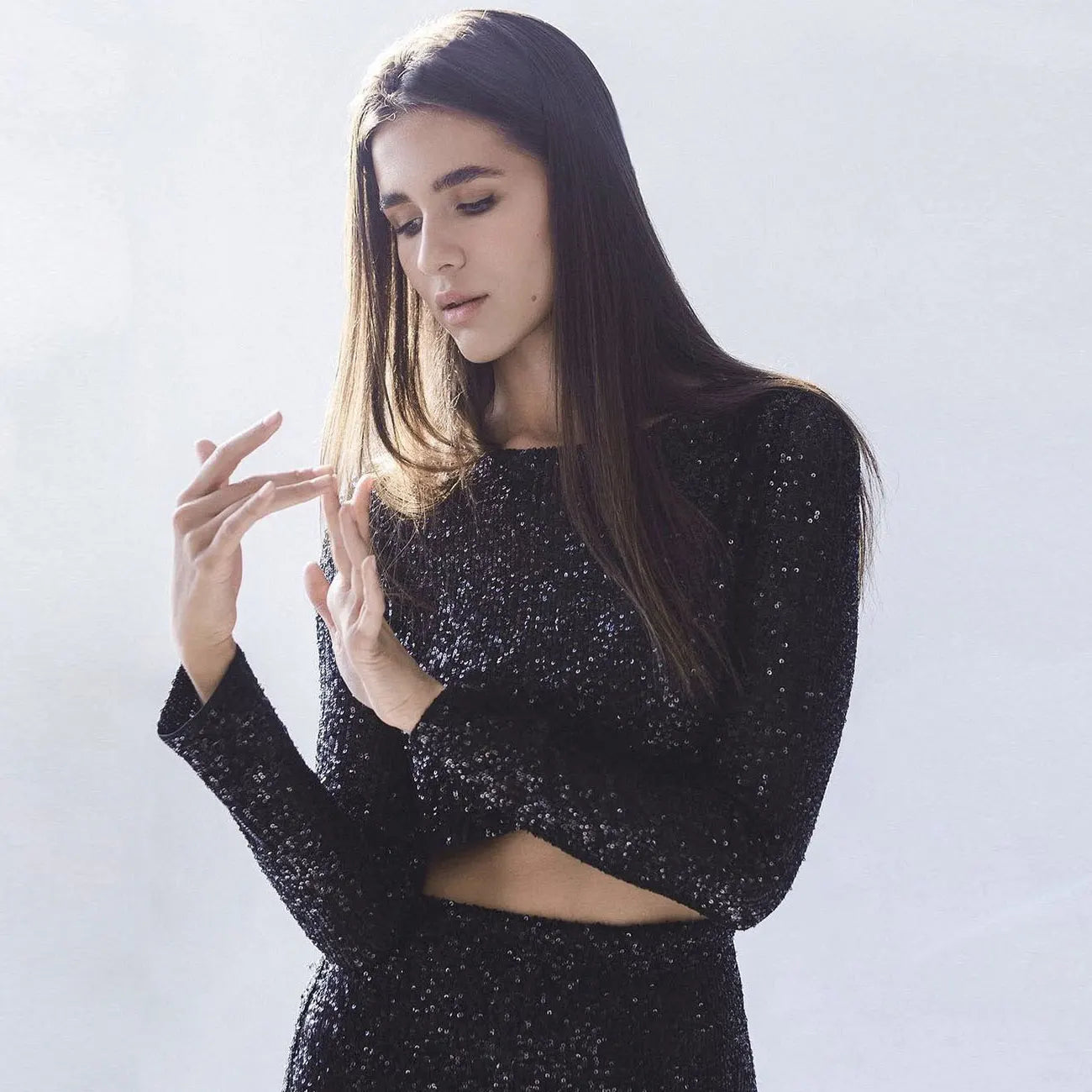 SEQUINED SKIRT Black Top