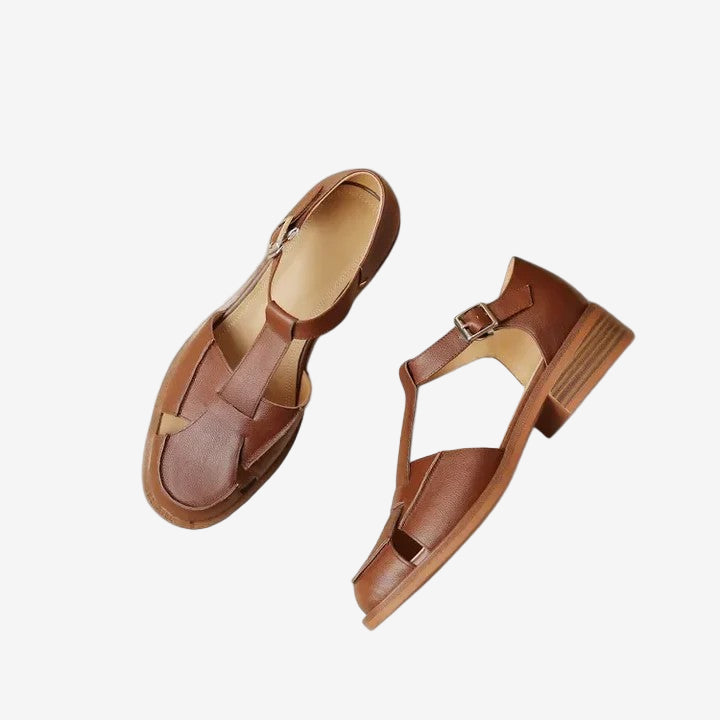 Myvra | Clean Cut Mary Janes