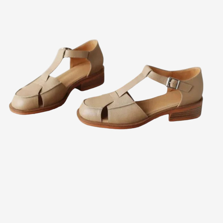 Myvra | Clean Cut Mary Janes
