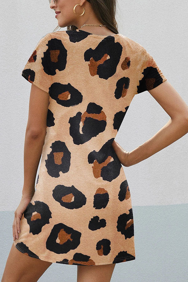 Casual V Neck Twist Hem Short Sleeve Leopard Print Dress