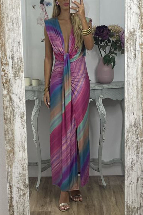 ORIANA BUGANVILLA Deep v-neck sleeveless fitted dress 3