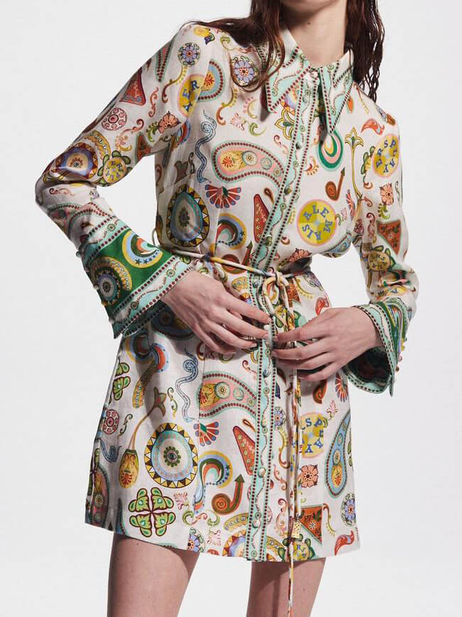 Exquisites und modisches Minikleid mit Trompetenärmeln und Print