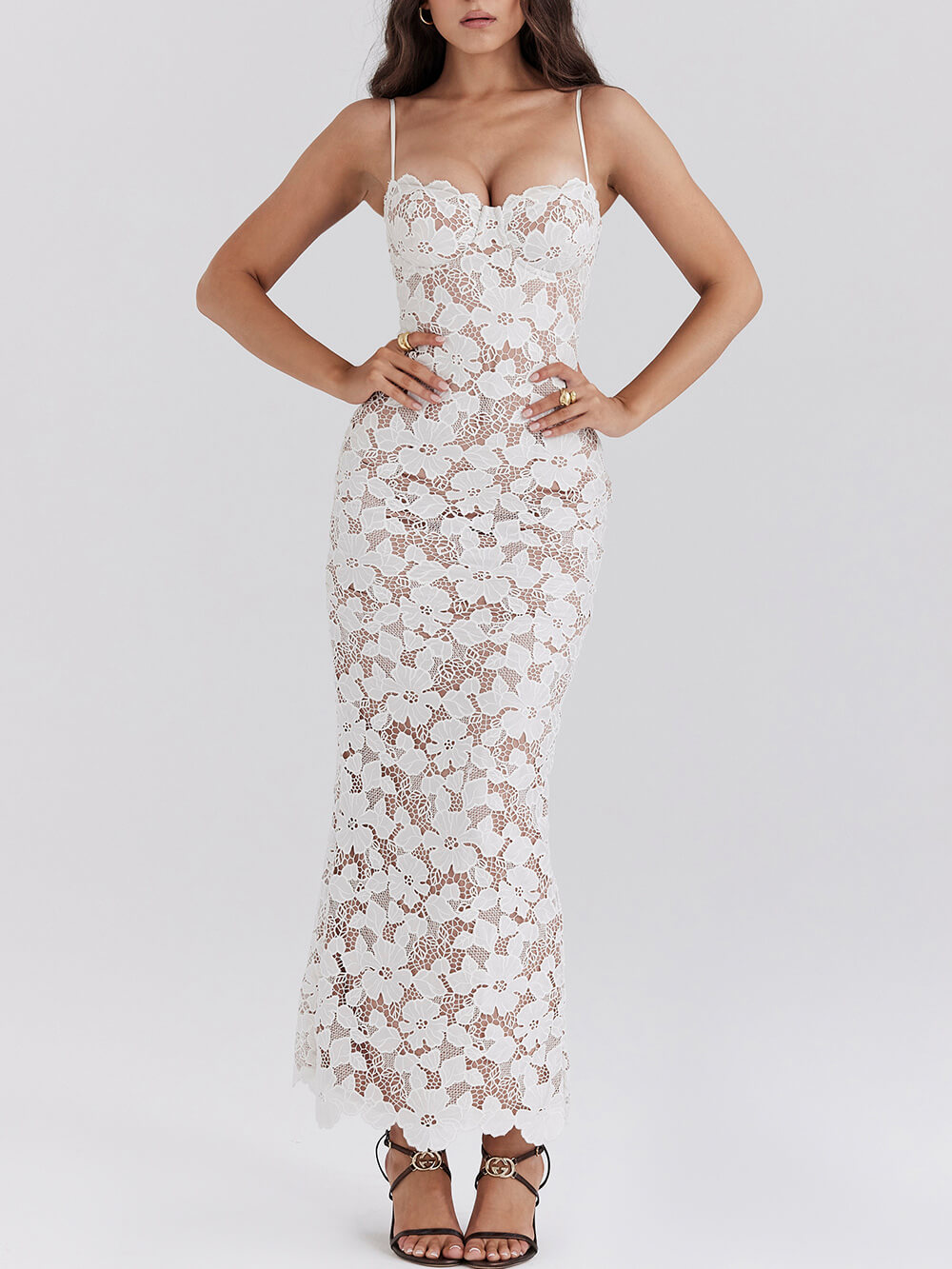 Stilvolles, sexy, durchsichtiges Midikleid mit Neckholder und Spitze