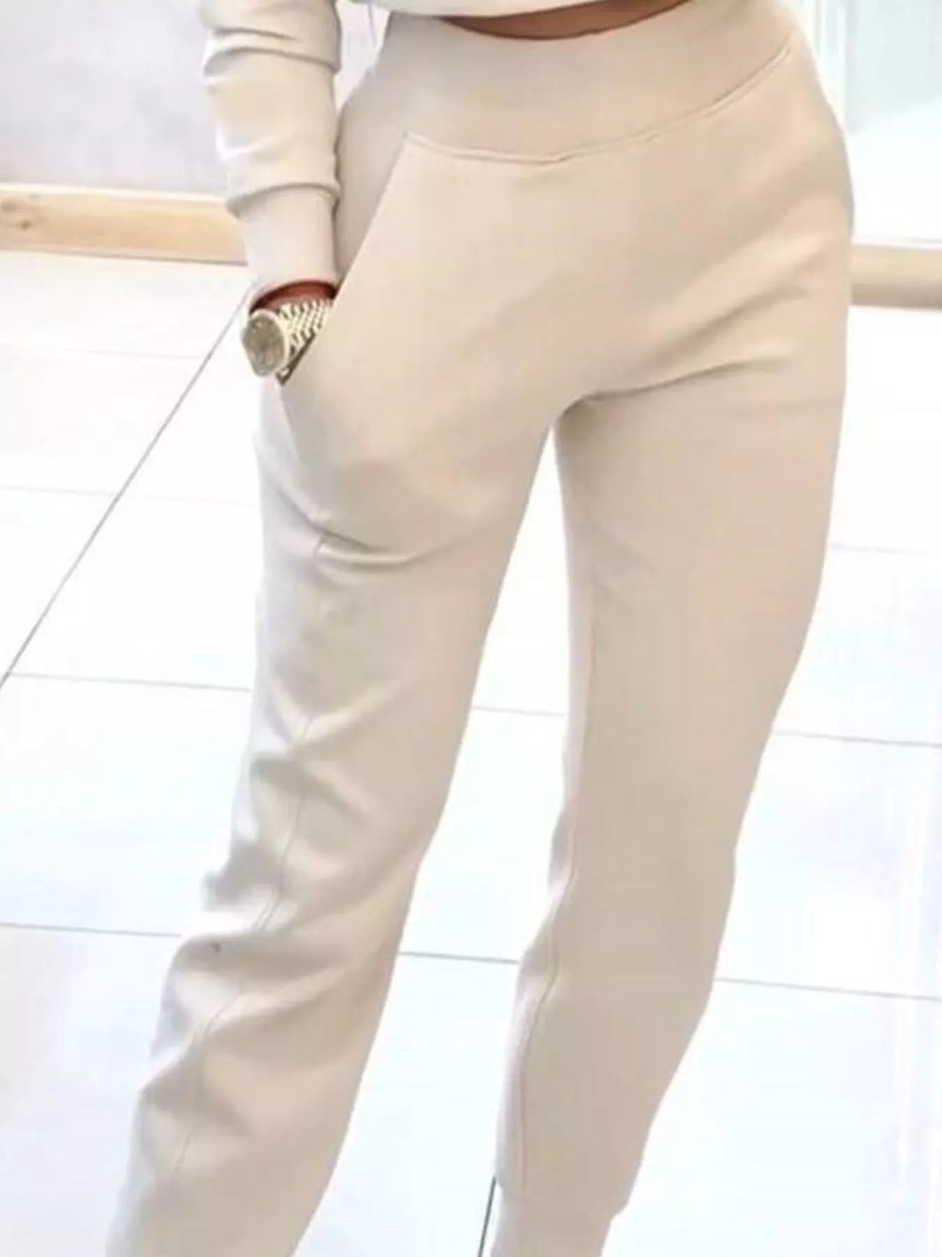 Luxe Lounge Set – Cropped Fit & Sculpt Joggers