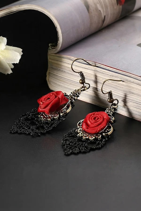 Dark-style Rose Earrings
