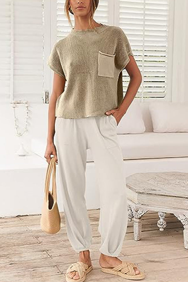 Short-sleeved T-shirt and trouser suit with pockets Khaki