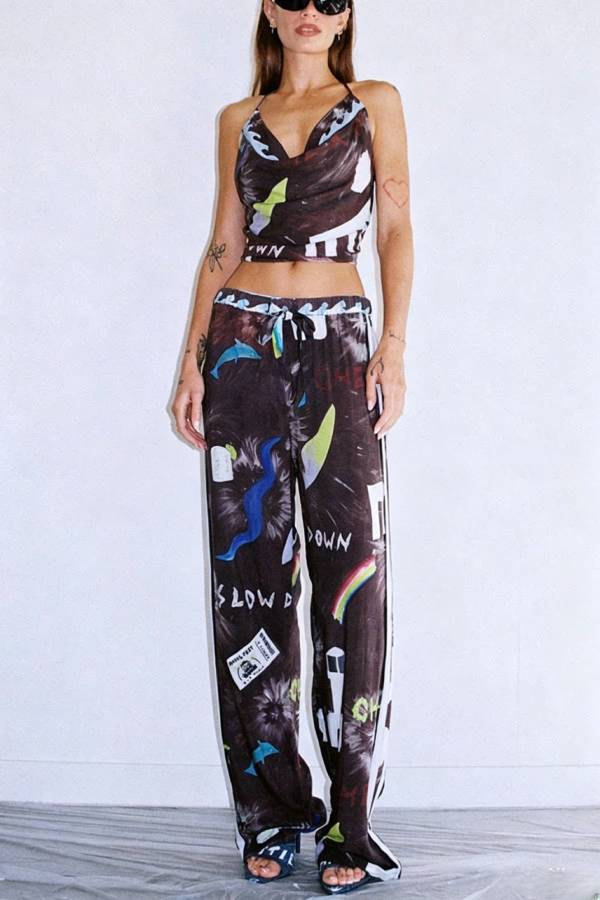Street-style Print Cowl Neck Halter Tank and Elastic Waist Side Stripes Loose Pants Set