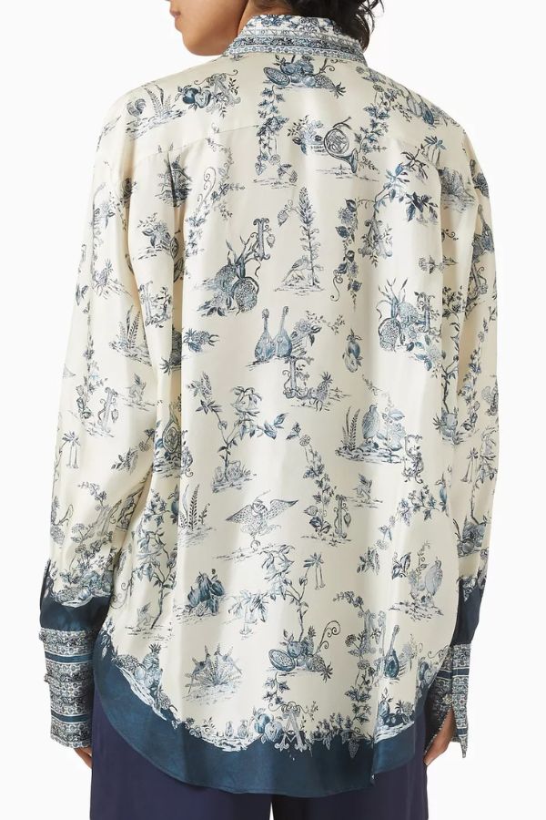 Chemisier ample bohème élégant en satin à imprimé unique, couleur contrastée, boutonné et poches 