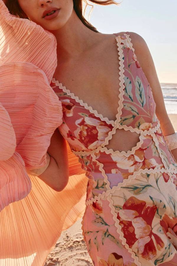 V‑Neck Cutout Lace Trim Floral Print Vacation Maxi Dress