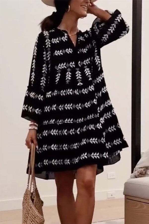 Stylish Long Sleeve V-Neck Mini Dress Black