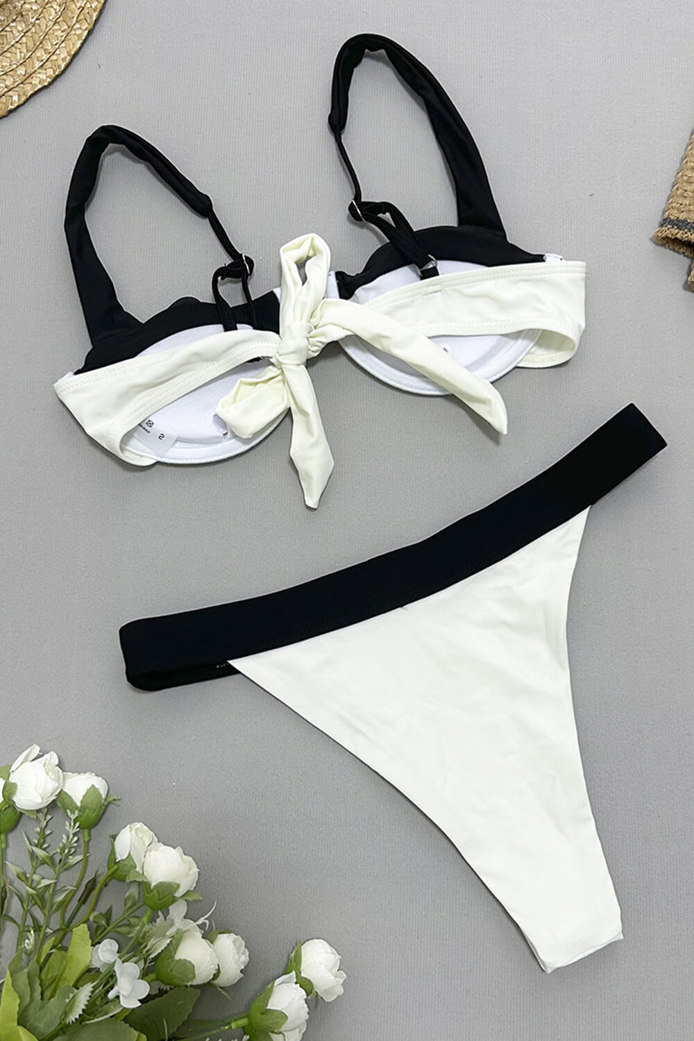 Color Block U-Wire High Cut Bikini Set - White