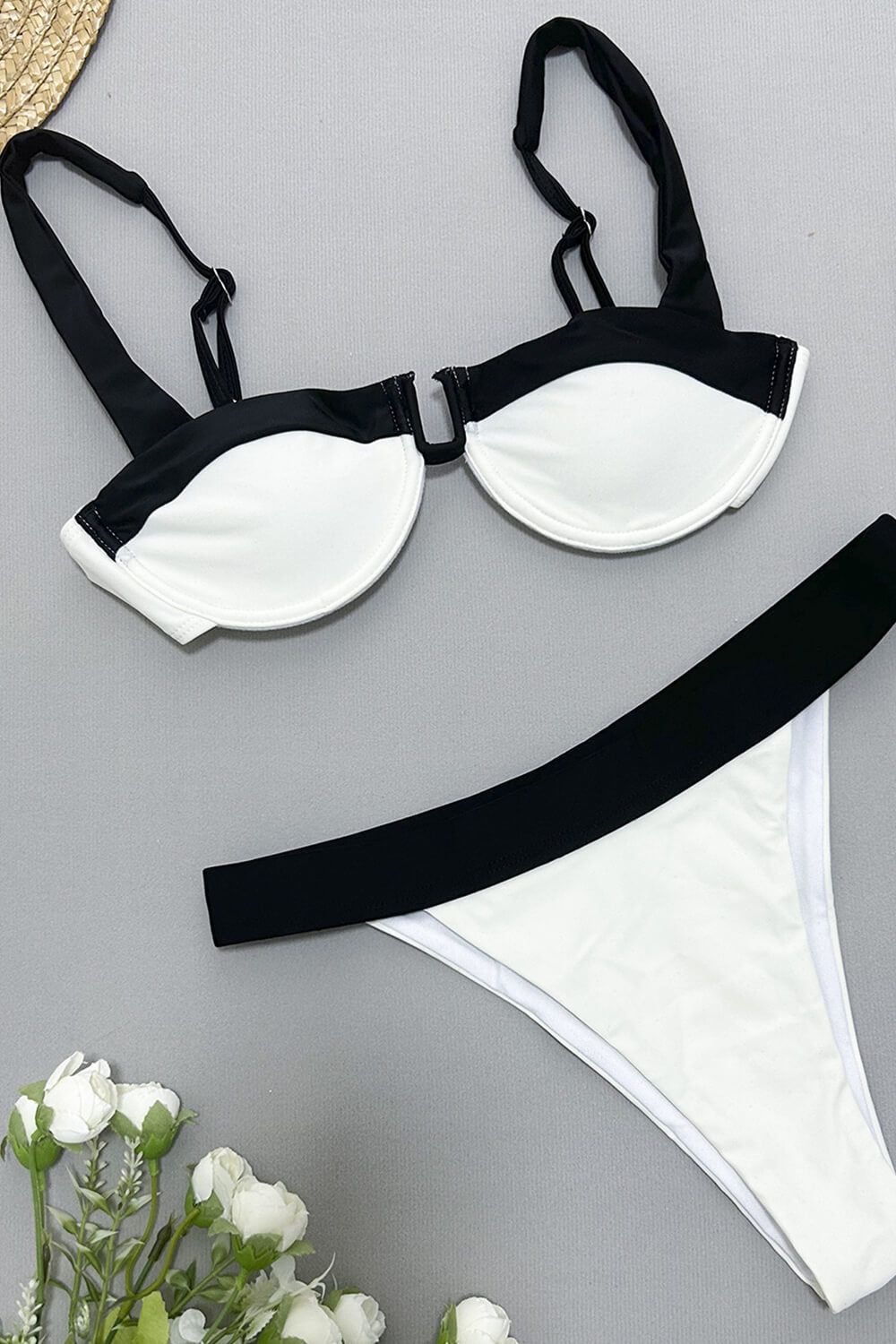 Color Block U-Wire High Cut Bikini Set - White