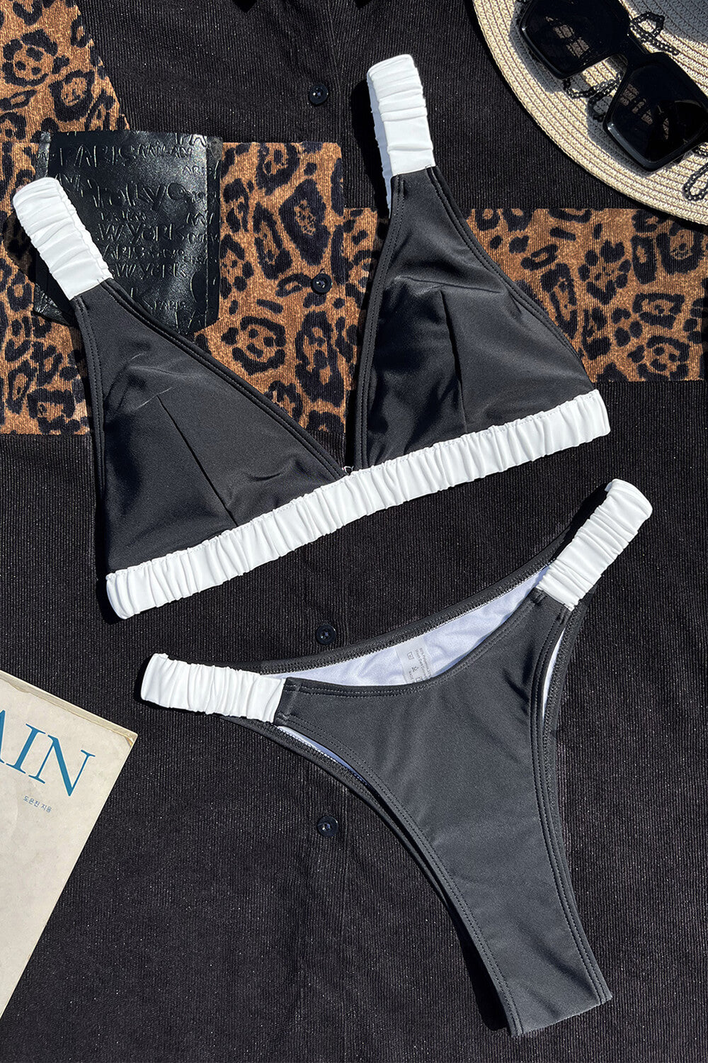 Color Block Triangle Ruched Fixed Bikini Set