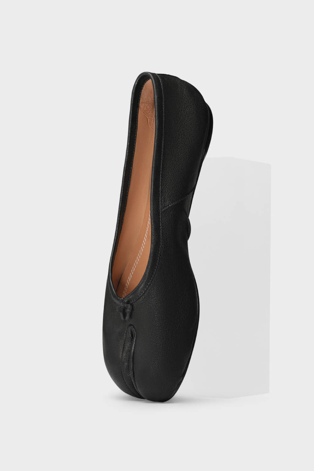 Tabi Split-Toe Ballerina Flats