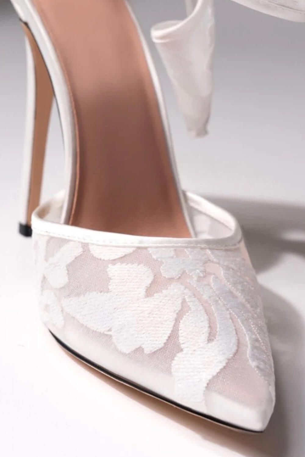 Lace Bow Detail Pointed Toe Stiletto Heel Pumps