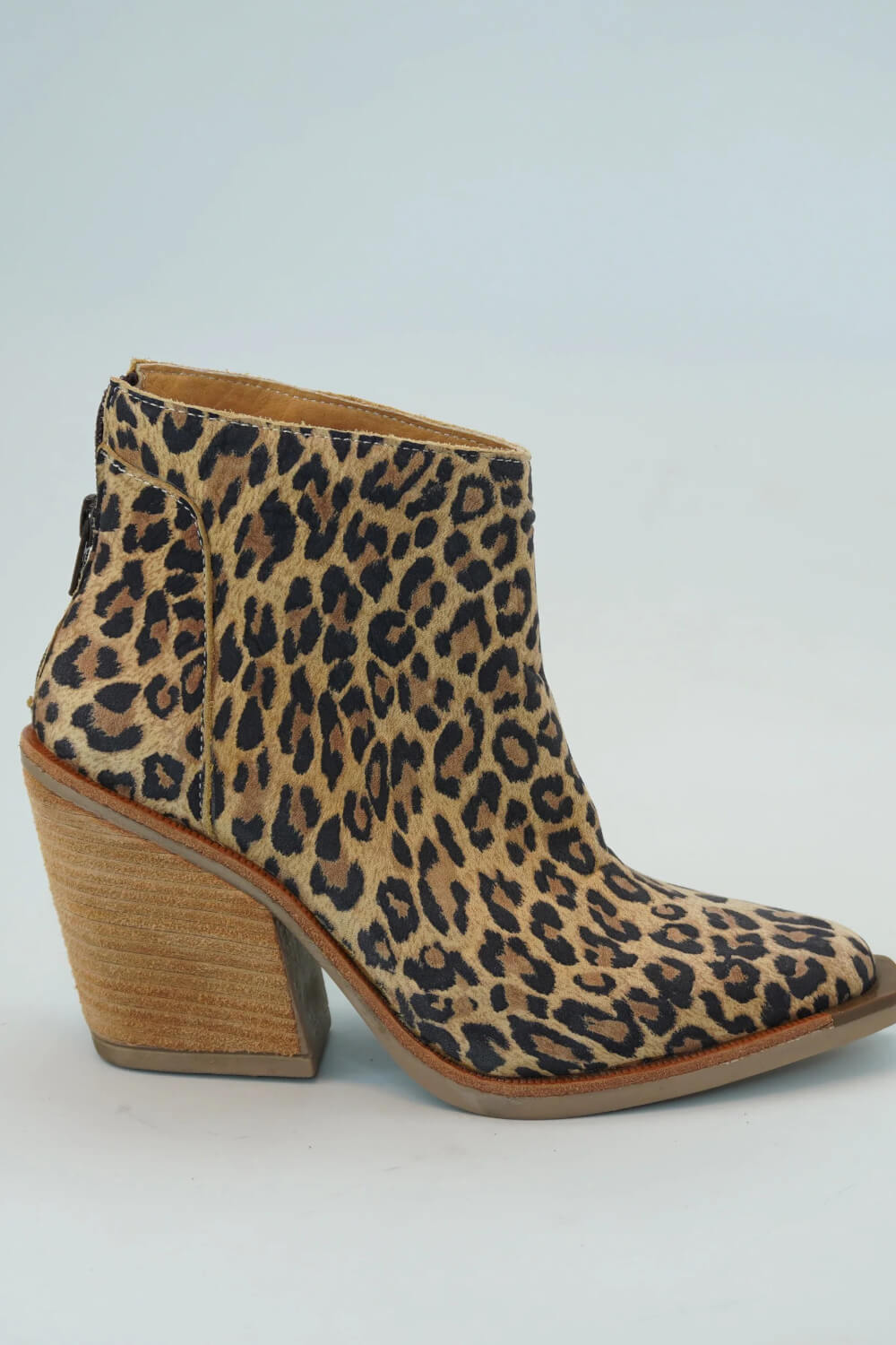 Leopard Print Pointed Toe Western Ankle Boots