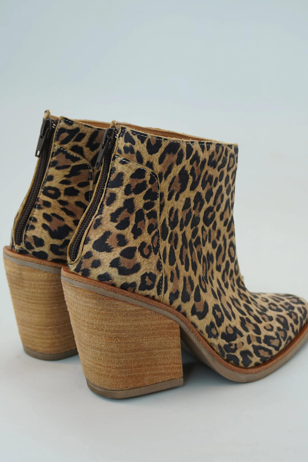 Leopard Print Pointed Toe Western Ankle Boots