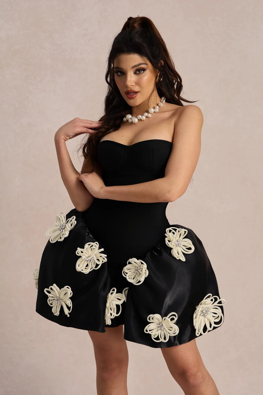 Arlisse | Structured Contour Dress