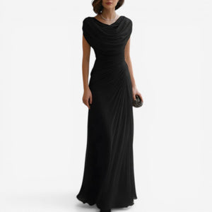 Kyvella | Refined Dress Black