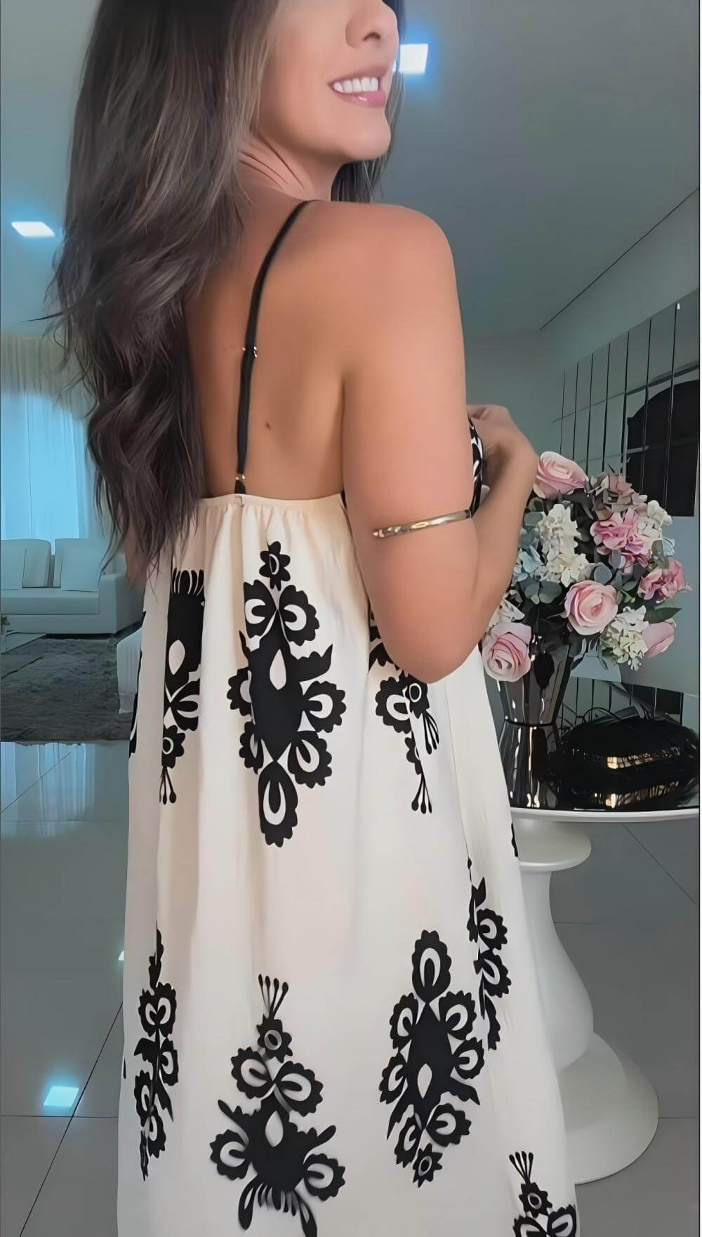 Elegantes, lockeres Maxikleid mit Patchwork-Muster im Ethno-Muster-Print