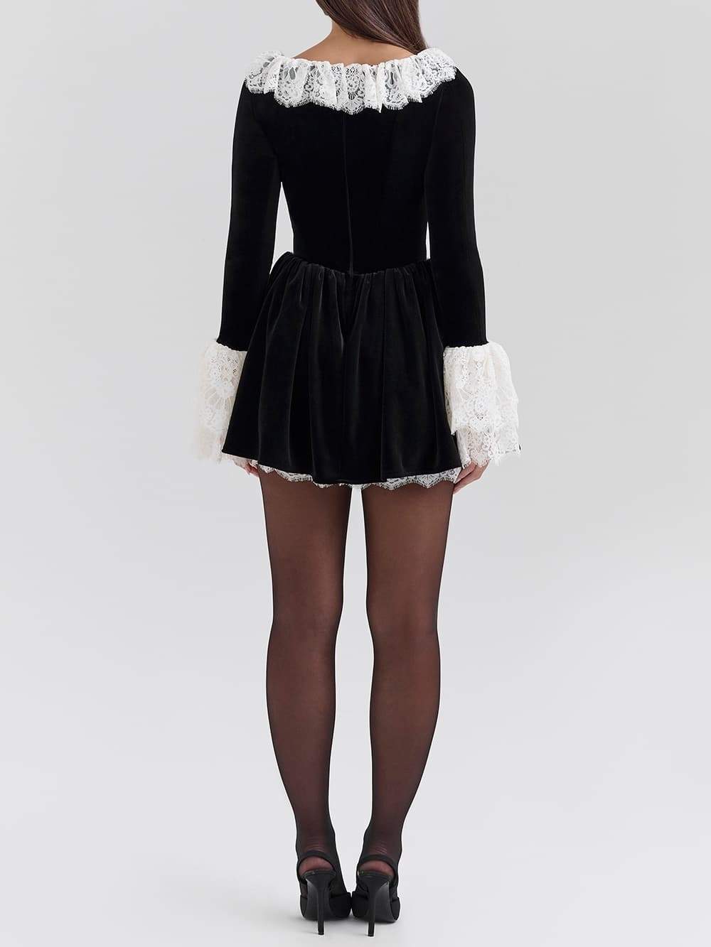 Elegantes Minikleid mit Samt-Spitzenbesatz