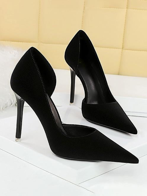 Retro Side Hollow Pointed High Heels