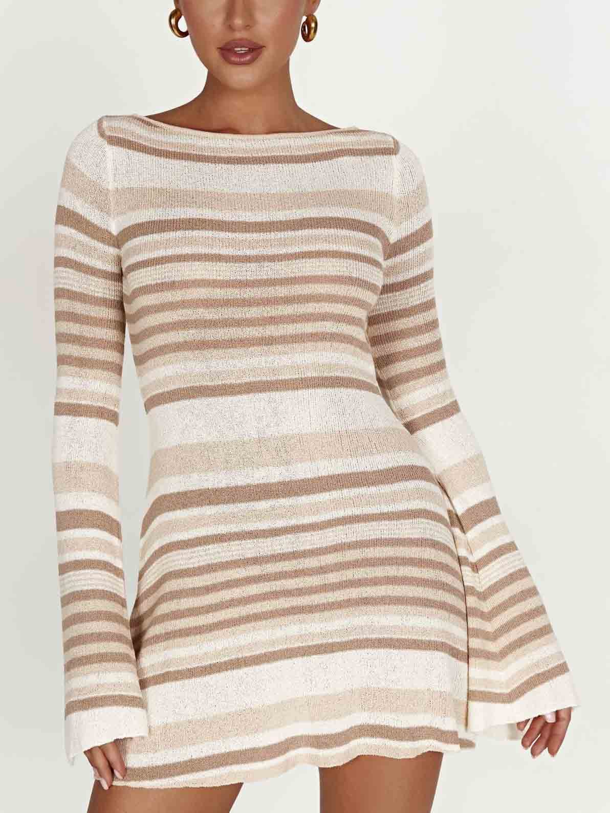 Elegantes gestreiftes Strick-Minikleid mit offenem Rücken