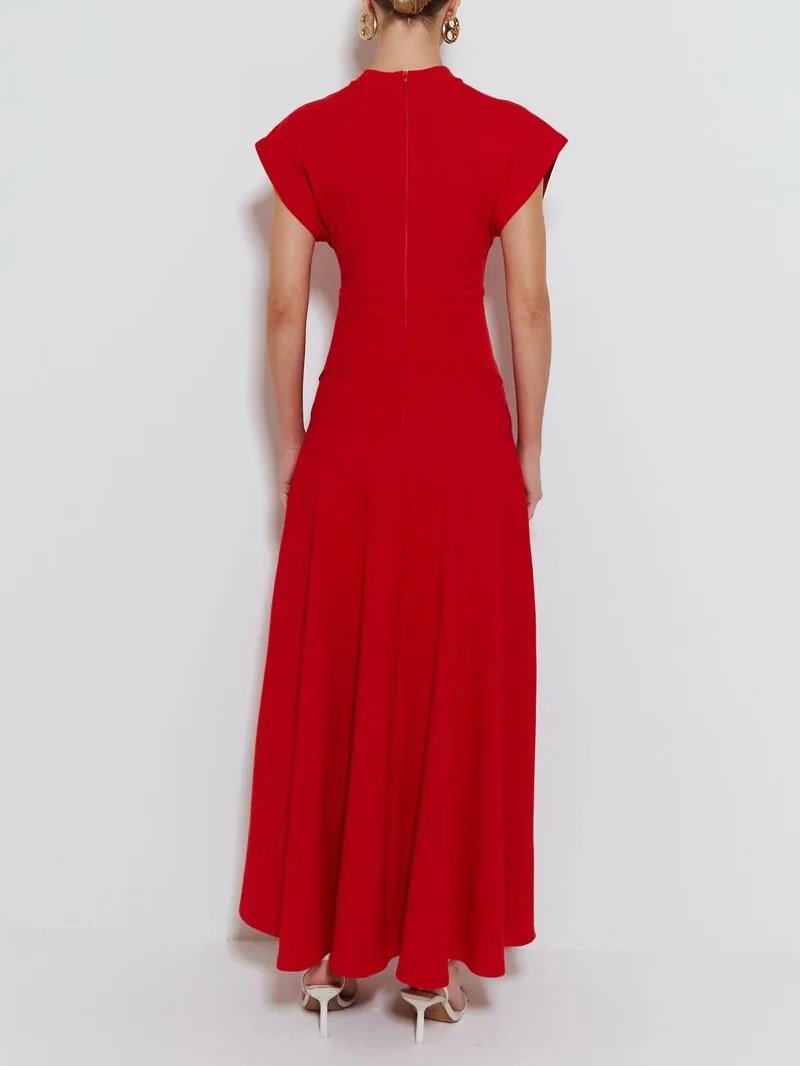 Robe longue moderne à col ras du cou et poignets larges