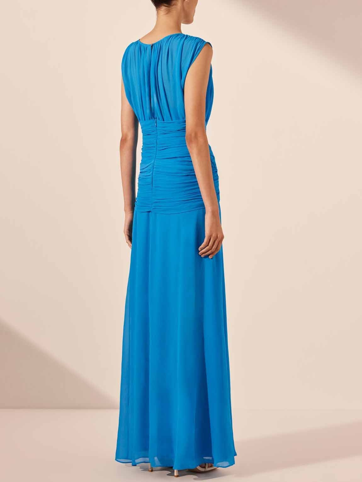 Elegantes, ärmelloses, fließendes, plissiertes Maxikleid