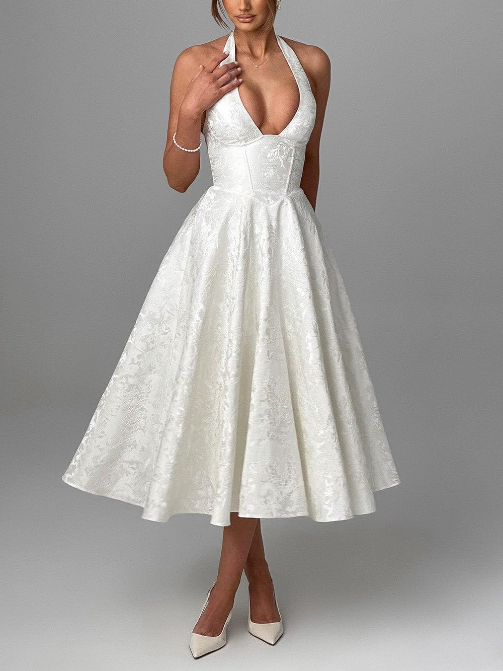 Elegantes Vintage-Midikleid aus Jacquard mit V-Ausschnitt und Neckholder