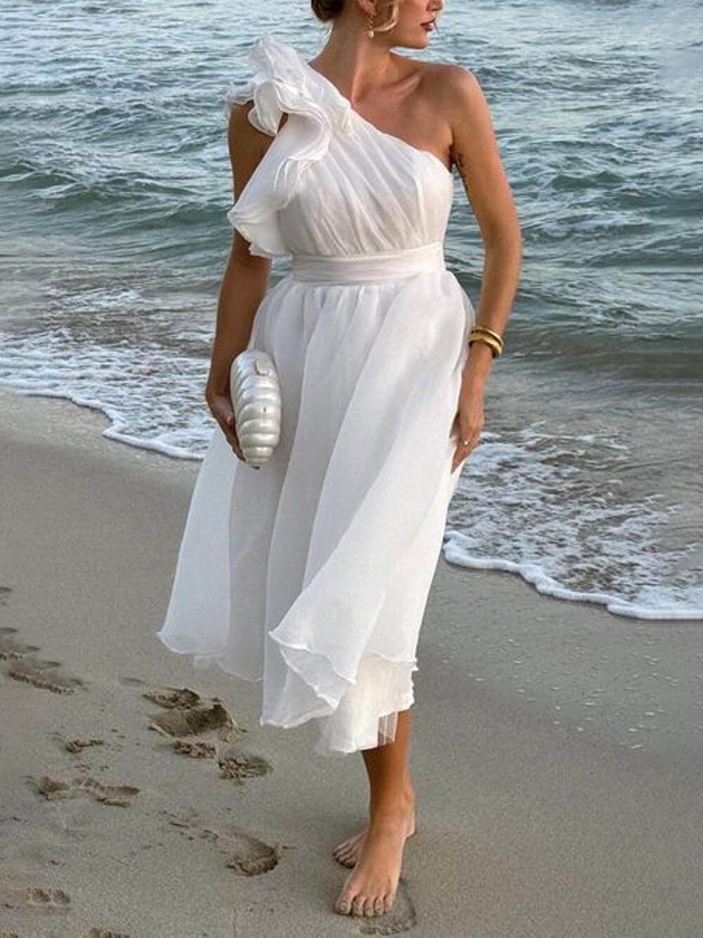 Unique Romantic Seaside – Einschultriges Midikleid mit Rüschendetail und Ärmeln