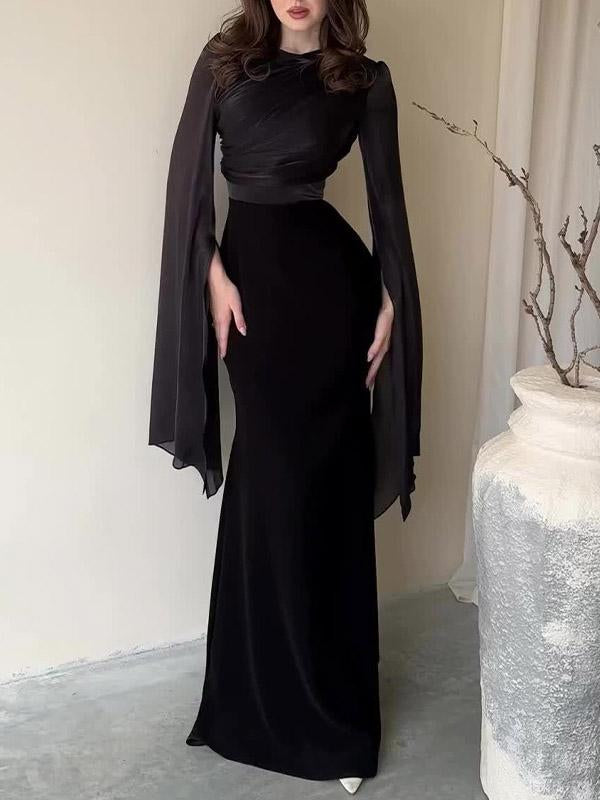 Elegantes Maxikleid aus Satin mit ausgestellten Ärmeln