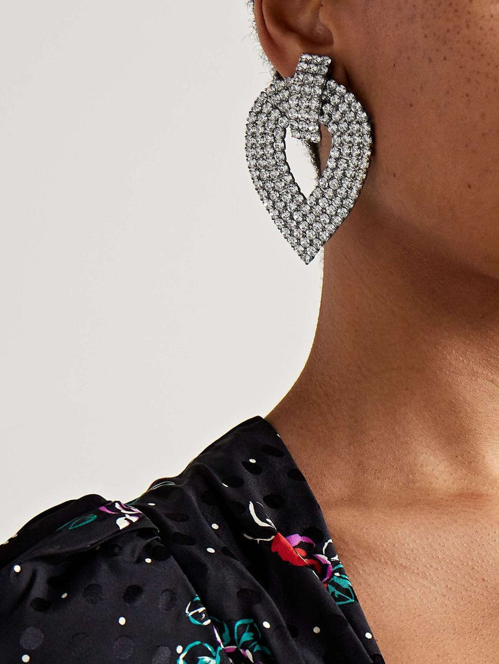 Geometrische Strass-Ohrclips