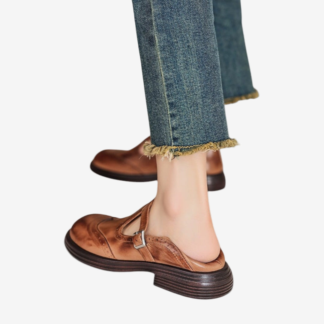 Kalyra | Structured Mary Janes