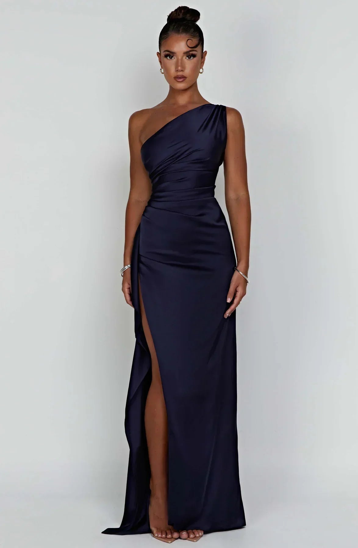 Seravelle | Contour Flow Maxi Dress