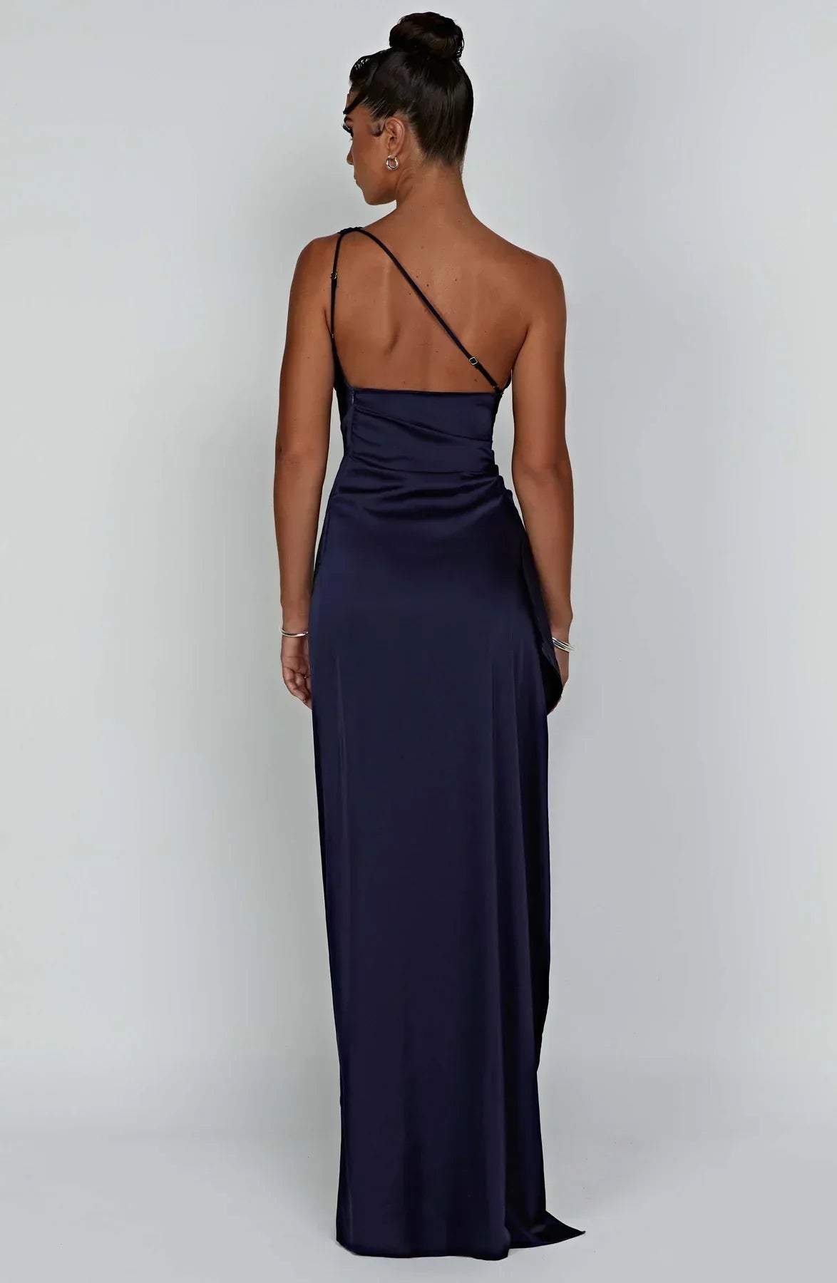 Seravelle | Contour Flow Maxi Dress