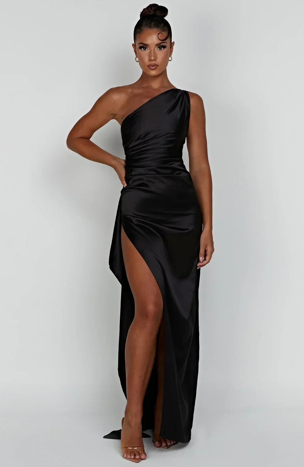 Seravelle | Contour Flow Maxi Dress