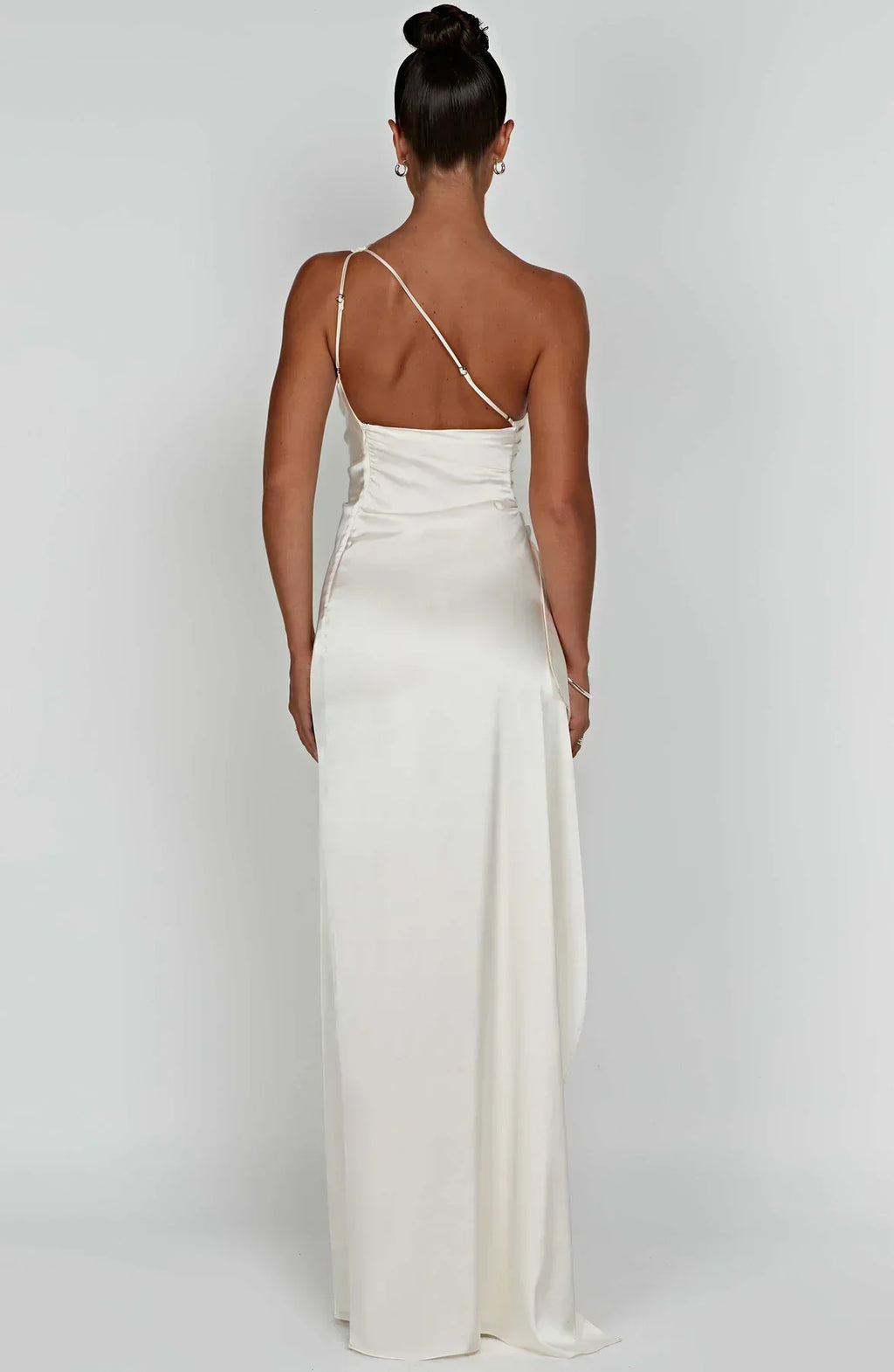 Seravelle | Contour Flow Maxi Dress