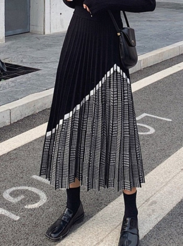 ELLADA PLEATED SKIRT Black Check