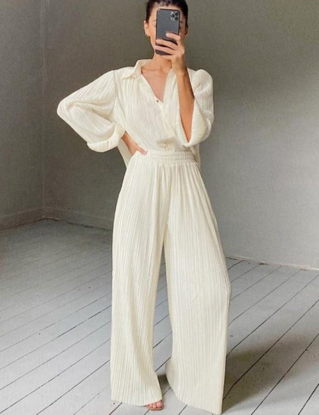 MYCUTURE PLEATED SET Ivory Suit