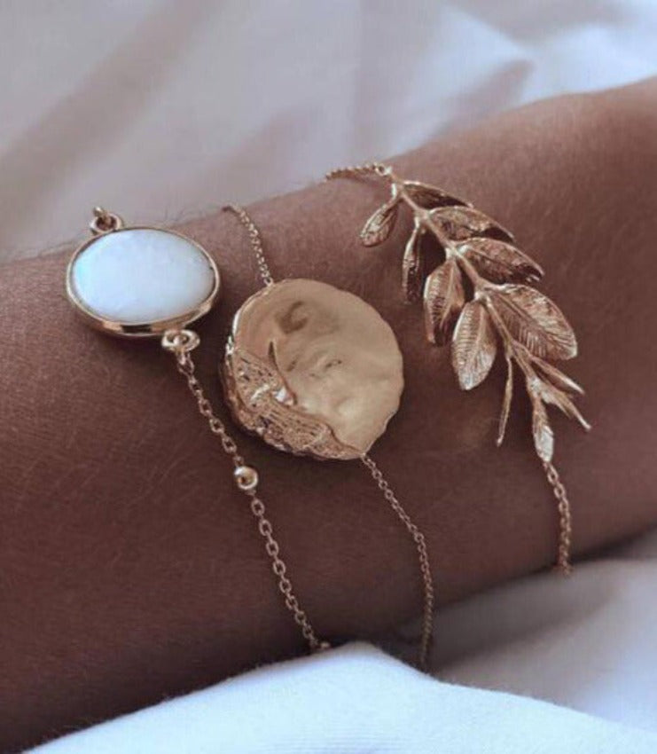 CLARA BOHEMIAN BRACELETS Gold Moon