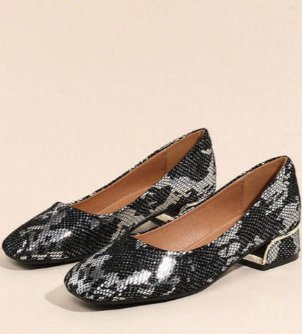 BETHANY SHOES Black square toe