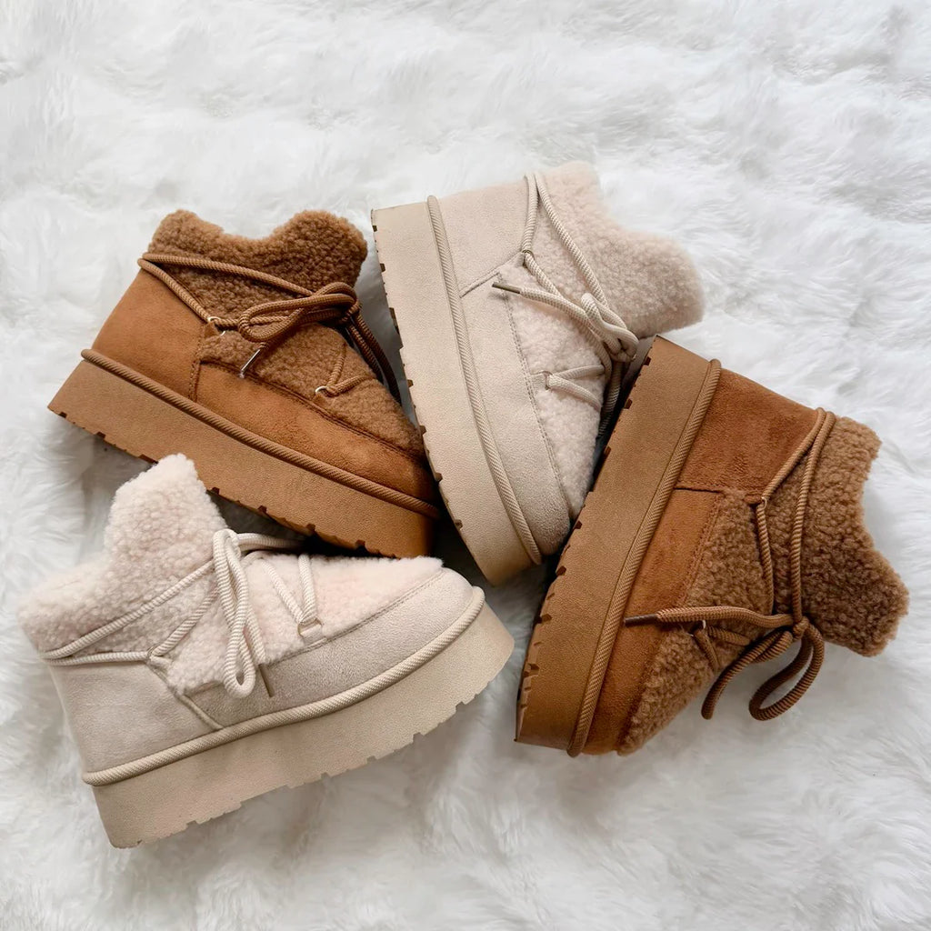 The Aspen Plush-Lined Lace-Up Ankle Boots
