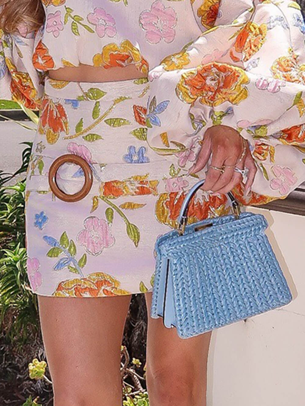 Minirock mit Knöpfen und Retro-Blumenmuster